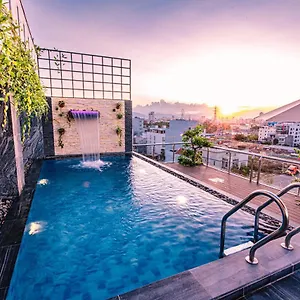 Laurel Apartment Da Nang
