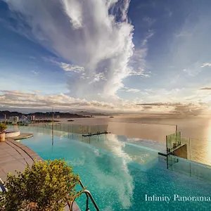Infinity Panorama Oceanview Apartment Nha Trang
