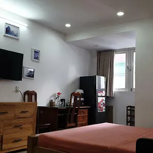 https://funny-guesthouse.hotelsvungtau.com